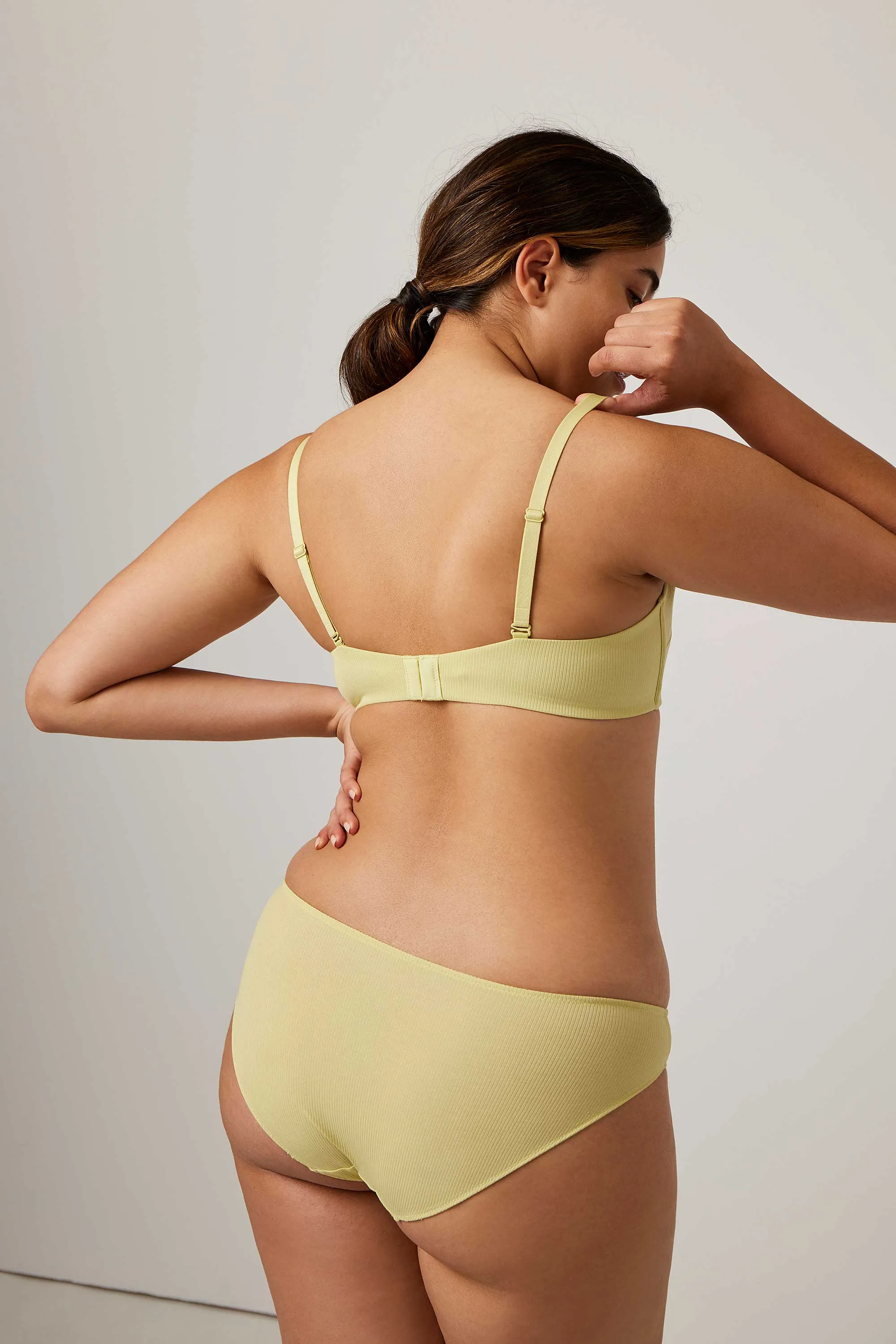 Pure Comfort Ribbed Plunge Bra