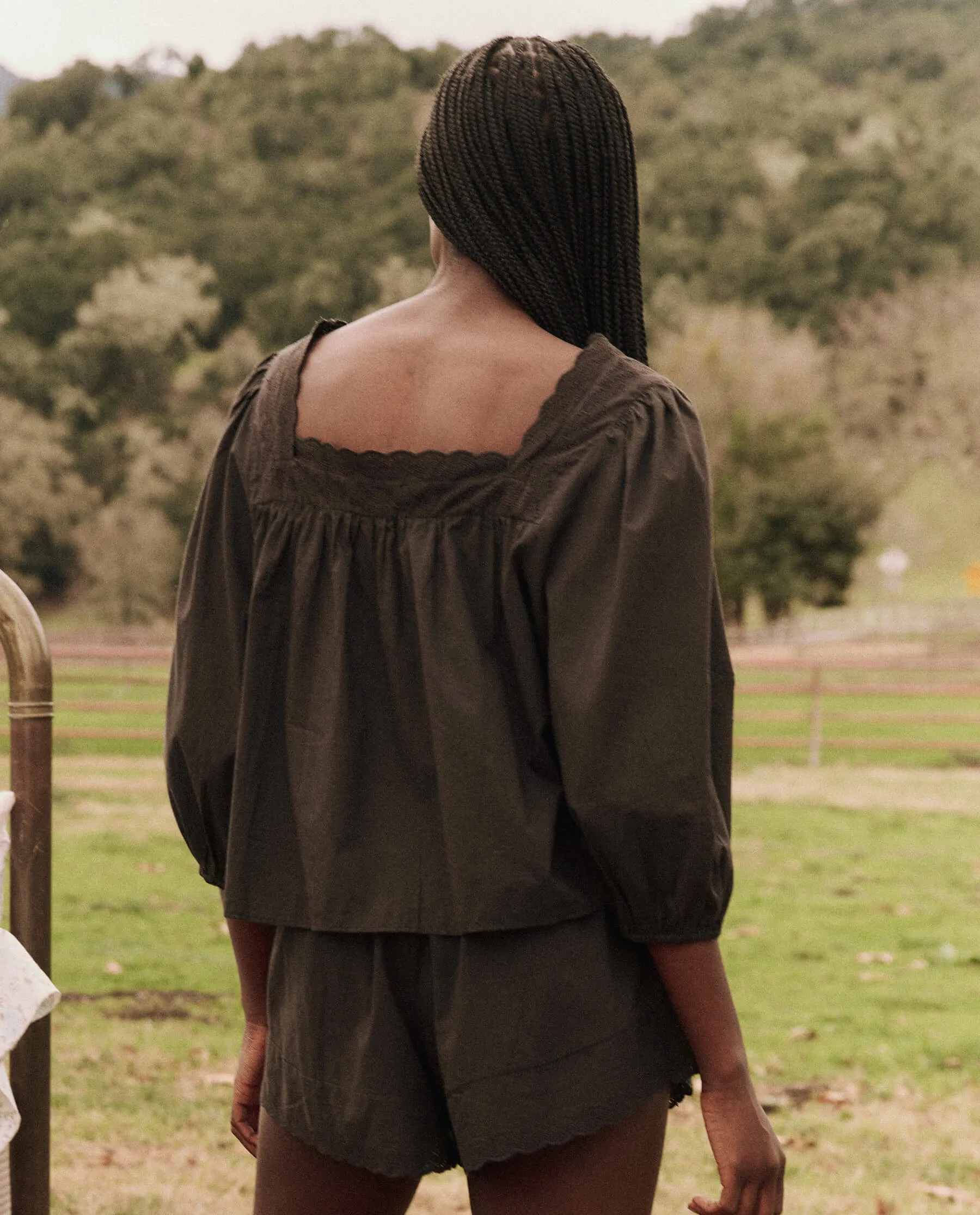The Eyelet Button Sleep Top. -- Black